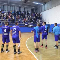 Izola je bila blizu in daleč