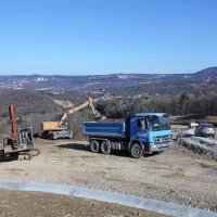 Zaletelj: Z deli je treba začeti &scaron;e v prvi polovici leta
