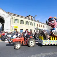 Koper so zasedle maske