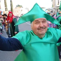 V &Scaron;empetru izstopa obleka
