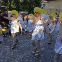V &Scaron;empetru izstopa obleka
