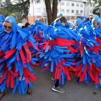 V &Scaron;empetru izstopa obleka