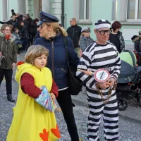 V &Scaron;empetru izstopa obleka