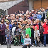 Obiskovalci so zaploskali premočni zmagi. 