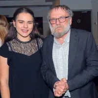 Prevajalec Zdravko Duša s hčerko.