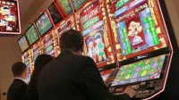 V igralnih salonih in igralnicah ob meji z Italijo so preventivne ukrepe zaradi širjenja koronavirusa  
uvedli že pred časom.