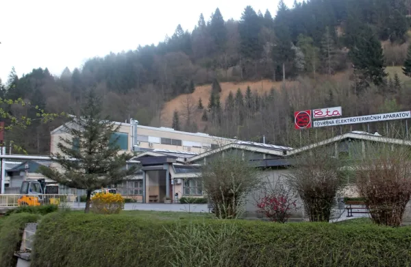 V podjetju Eta Cerkno so prejeli nekaj dodatnih naročil zaradi 
izpada preskrbe s Kitajske pri nekaterih kupcih.