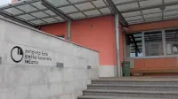 Predstavniki  zaposlenih v svetu sežanske osnovne šole so  julija 
lani odstopili, novih predstavnikov pa zaposleni v dveh poskusih 
in sedmih mesecih niso uspeli imenovati. 