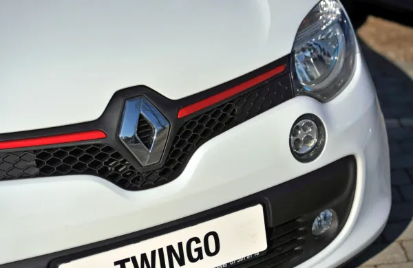 Renault je za proizvodnjo električne različice modela twingo izbral 
novomeški Revoz.