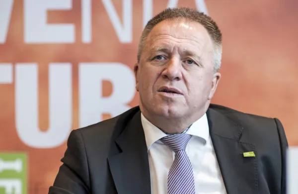 Minister za gospodarstvo Zdravko Počivalšek