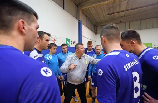 Na zmago Izolanov proti velenjskemu Gorenju  - po predhodnih 16 
zaporednih prvenstvenih porazih - niso računali niti največji 
optimisti.
