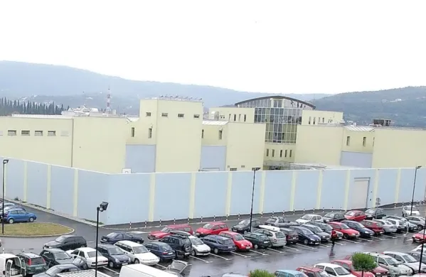 V koprskem zaporu od včeraj nekaj pripornikov gladovno stavka. 