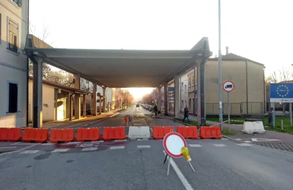 Zaprli nekdanji maloobmejni prehod na Erjavčevi ulici