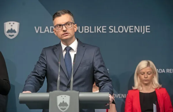 Premier v odhajanju Marjan Šarec