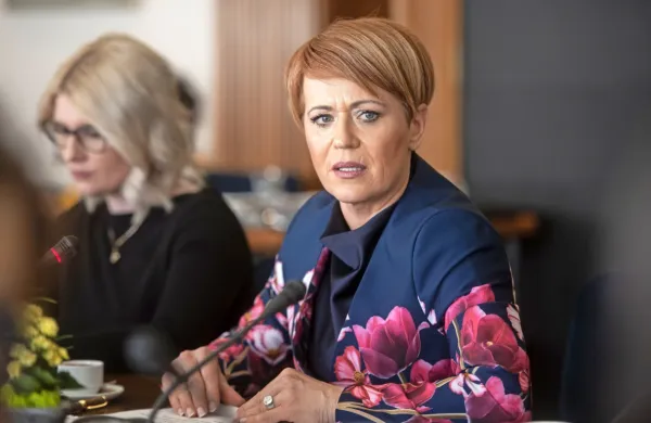 Ministrica za kmetijstvo, gozdarstvo in prehrano Aleksandra 
Pivec