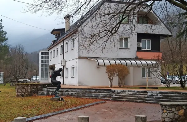 Bovčani upajo na stacionirano ekipo NMP in neprekinjeno  delovanje obeh ambulant.