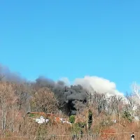 Opoldne je zagorelo ob stanovanjski hiši na Vogrskem.