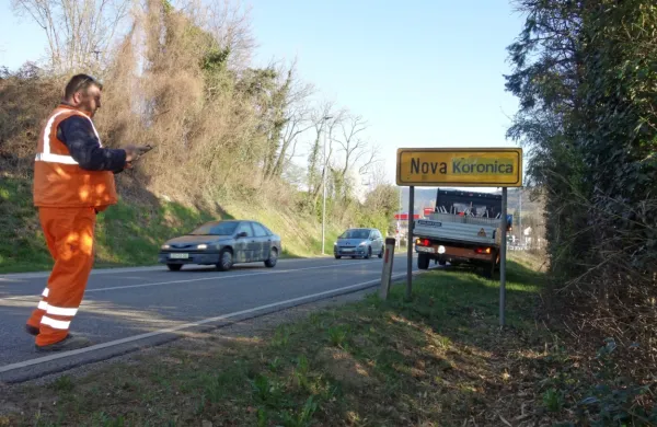 “Dihoviteži” so si ponoči privoščili tole neslano šalo.