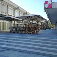 Sredi&scaron;če Nove Gorice prazno