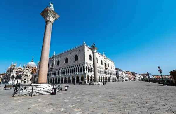 Serenissima je končno mirna, kot veleva njeno ime