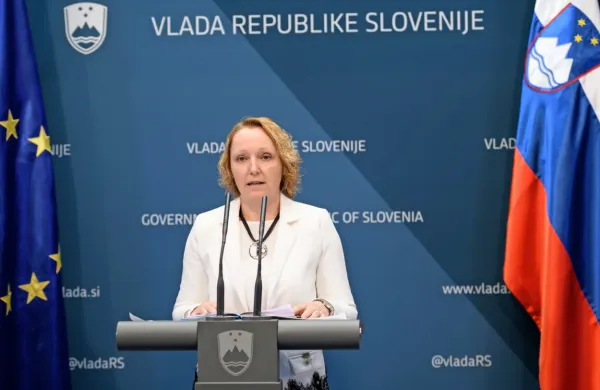 Državna sekretarka na ministrstvu Mateja Ribič