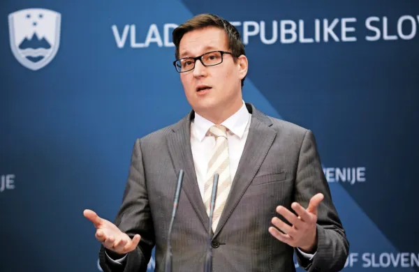 Minister za javno upravo Boštjan Koritnik