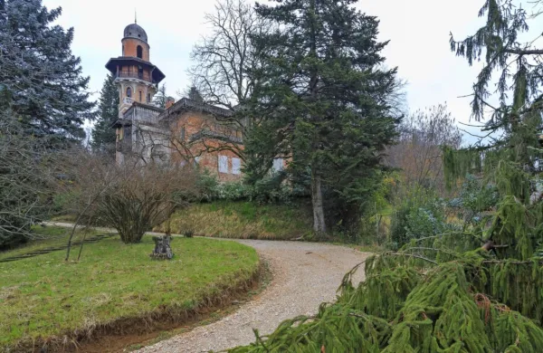 V prvi fazi bo občina celovito prenovila park in ga odprla za javnost 
ter utrdila vilo, da ne bo propadala.
