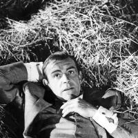 Sean Connery kot James Bond v filmu Goldfinger leta 1964.