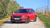 Škoda kamiq je po kodiaqu in karoqu že tretji terenski predstavnik 
v družini Škoda, ki ponuja posrečen videz, udobno in funkcionalno 
notranjost, zgledno tehniko in temu primerno visoko končno 
ceno. 

