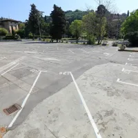 Domači gostje ne morejo re&scaron;iti turistične sezone