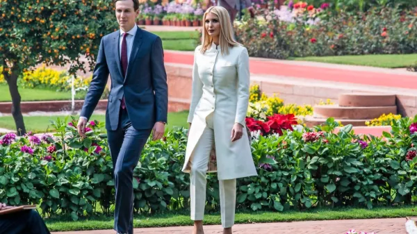 Ivanka Trump je z možem Jaredom Kushnerjem zaobšla pravila 
glede druženja med epidemijo s koronavirusom.