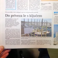 

Plavajoči pomoli ob Sončnem nabrežju v Izoli so dobili vrata.