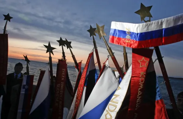 S priključitvijo slovenskega Primorja združeni Sloveniji  je bil 
dosežen zgodovinski stoletni cilj slovenstva o združeni Sloveniji, 
dobili smo temeljni kamen slovenske države, okno v svet, je ocenil 
Marijan Križman. 