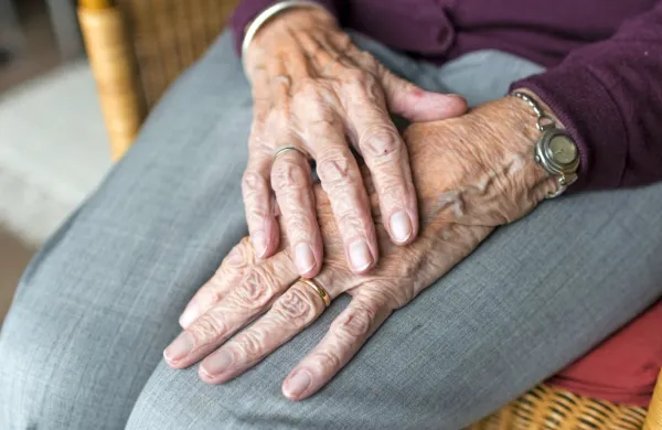 Prva okužba z novim koronavirusom tudi v radovlji&scaron;kem domu starostnikov