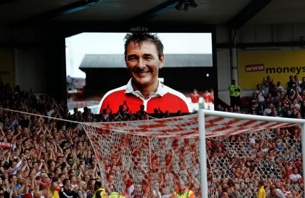 Brian Clough je  še vedno zasidran v srcih navijačev Nottingham 
Foresta. 