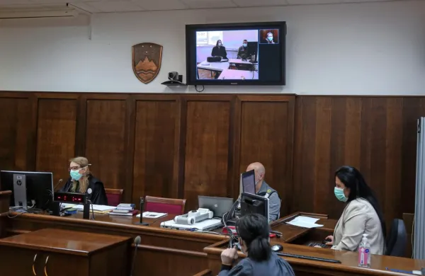 Videokonrerence so ena od možnosti za delo sodišč v koronarazmerah.