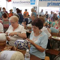 Letos bo festival idrijske čipke le virtualen, organizatorji bodo 
imeli več časa za uvedbo nujnih sprememb.