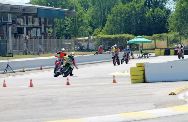 Moto poligon v Vrtojbi je pripravljen že od marca, a je vseeno zadnjo tekmo gostil  še lansko jesen.