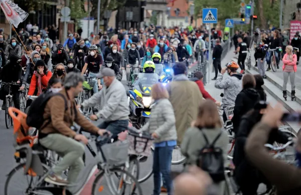 Protest 1. maja na Trgu republike