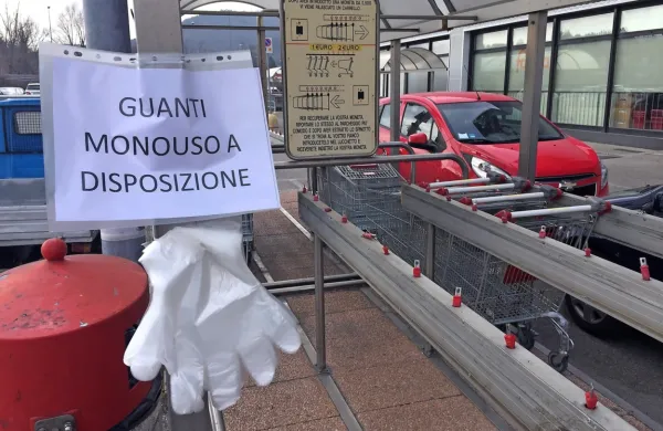 Za nakupe pri sosedih še ni čas.