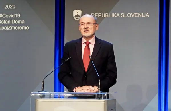 

Kot je sklepati iz  besed Jelka Kacina, bodo ukrepi  iz protikoronskega zakona veljali do konca  junija, saj vlada ne razmišlja 
o preklicu epidemije.