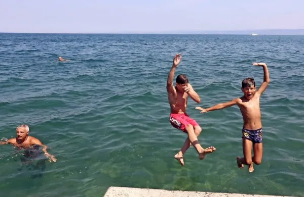 Kako se bomo poleti lahko kopali?