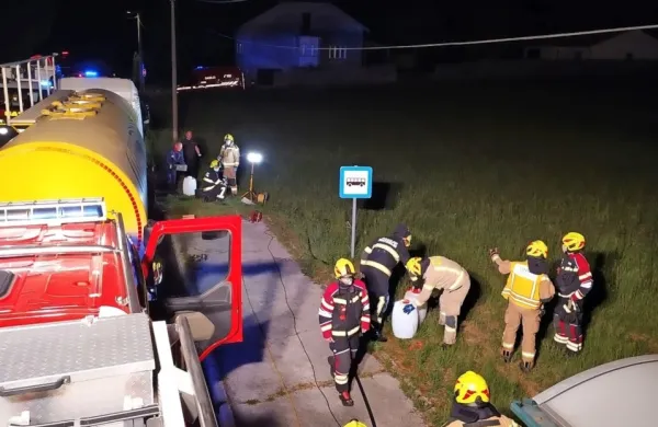 Med vožnjo je začelo pu&scaron;čati gorivo