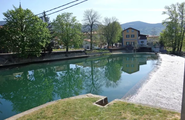     Reka Vipava ponuja lepe možnosti za razvoj turizma, so prepričani  
v občini.   