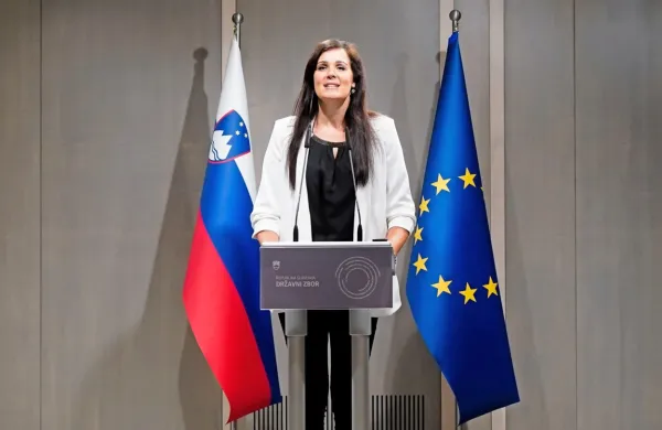 Želja opozicije, da bi zrušila to vlado, je evidentna, meni Janja 
Sluga iz SMC. 
