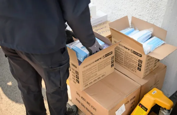 O nabavah za&scaron;čitne opreme najbrž le ena preiskovalna komisija