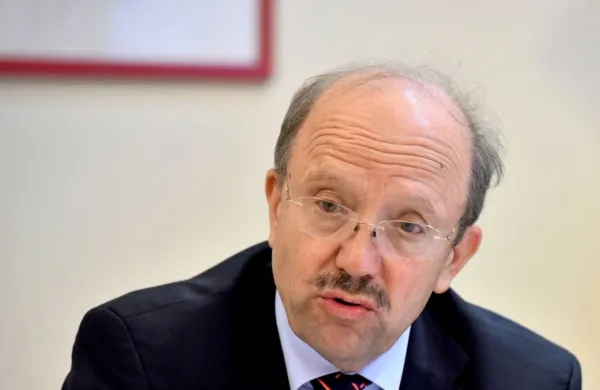 Aljoša Tomaž je odstopil z mesta predsednika Jadralne zveze 
Slovenije.