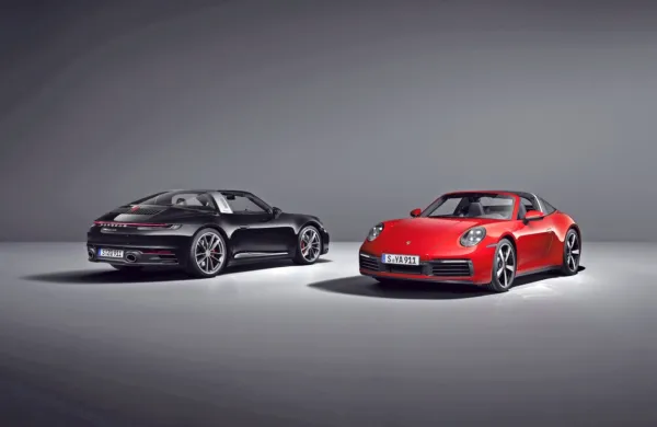 Morda najbolj vsestranski Porsche 911 targa na naše ceste pripelje konec poletja za ceno, ki zaradi visokih davkov ne bo nižja od 
120.000  evrov. 