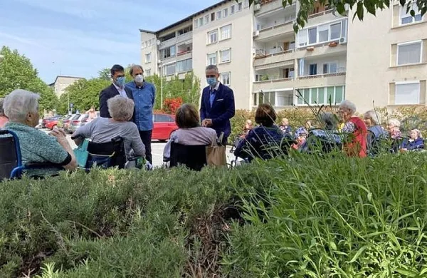 Minister in varuh človekovih pravic sta se seznanila z razmerami v 
Novi Gorici. 
