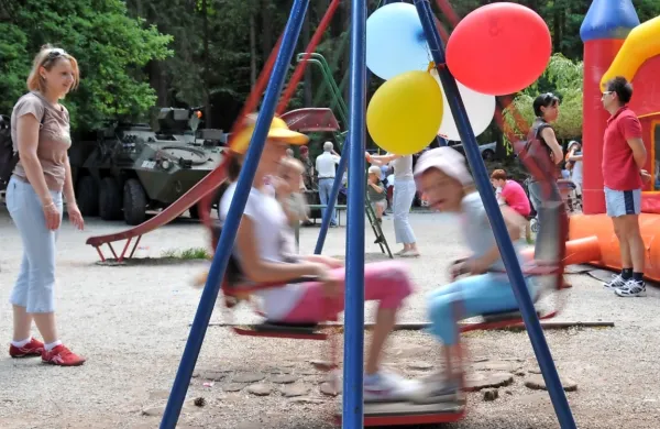 Za otrokove pravice je najbolje poskrbljeno na Islandiji, v Švici in 
na Finskem, Slovenija pa je na sedmem mestu, kaže indeks 
otrokovih pravic za leto 2020.